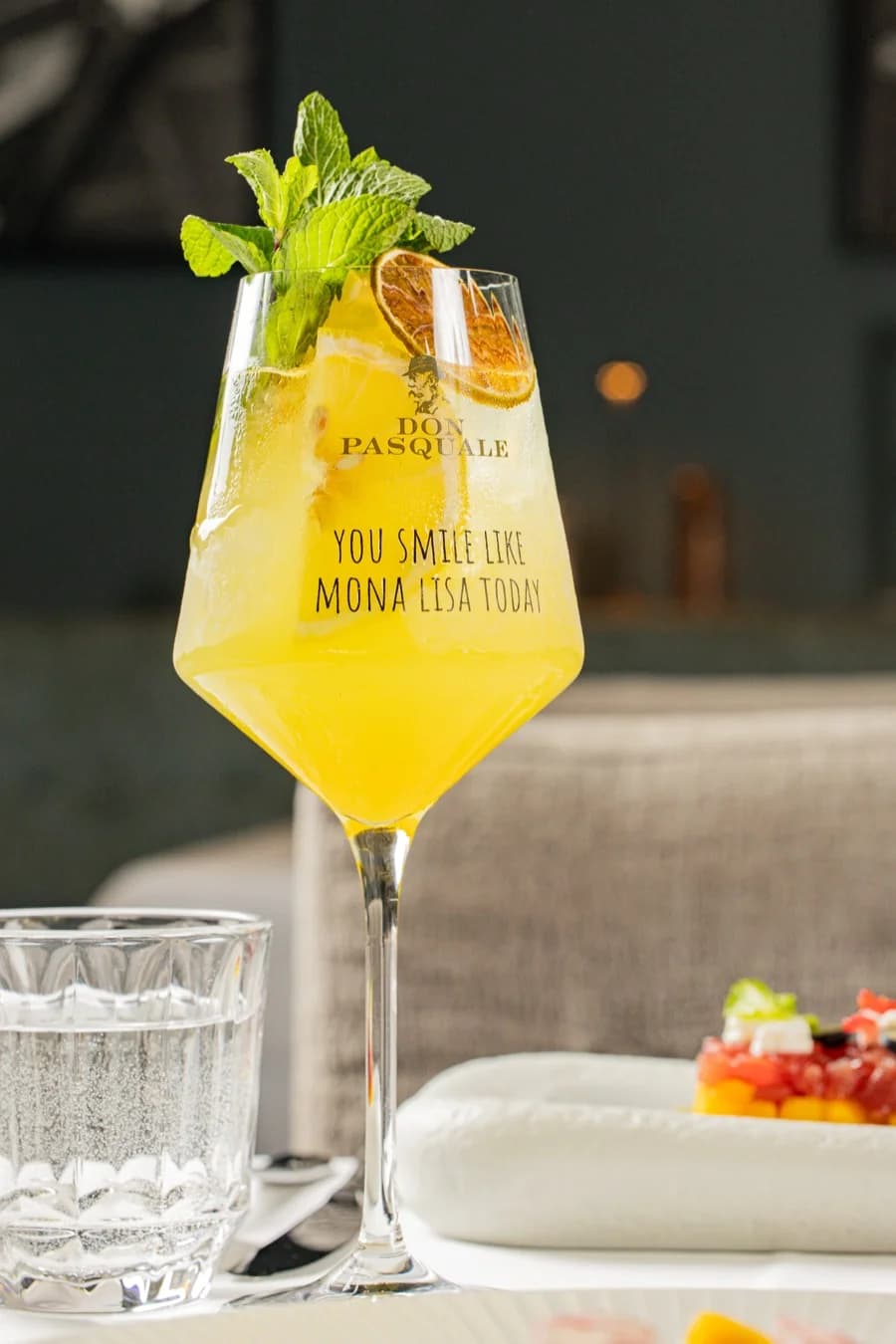 Limoncello Spritz mit Minze